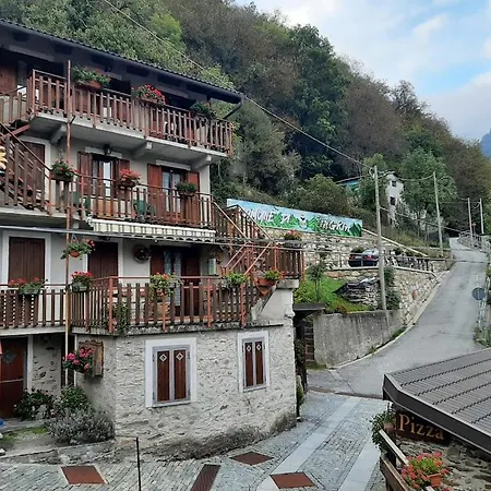 Nido Paradiso Nido, Balcone Panoramico Sulla Valle Soana דירה Ingria